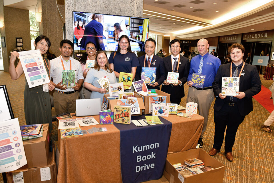 Book Drive 1 (L to R): Risa Matsuda, Company Center Instructor (Chicago Branch) Delwyn Mejia-Chen, Assistant to the Branch Manager (Phoenix Branch) Ryanne Ivey, Field Consultant (Princeton Branch) Danielle Sabbagh, Communication & Event Specialist (Events Team, KNA FSC) Megan Franz, In-Kind Coordinator, Genesis Women's Shelter Mino Tanabe, Chief Executive Officer Yusuke Nakamura, Chief Support Officer John Marsh, Vice President (Office of the CEO) Stephen White, Field Consultant (Calgary Branch)