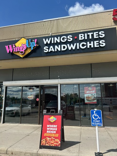 Image of WingsUp! location exterior in Calgary